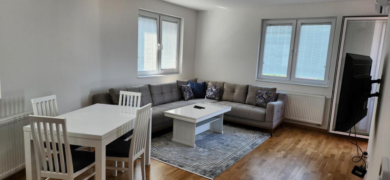 Brand New Two Bedroom And One Living Room Apartment In A Great Location! Saraybosna Dış mekan fotoğraf