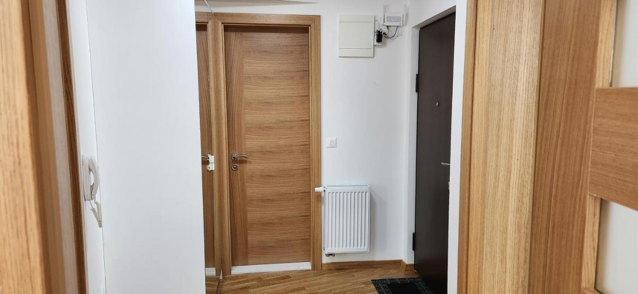 Brand New Two Bedroom And One Living Room Apartment In A Great Location! Saraybosna Dış mekan fotoğraf